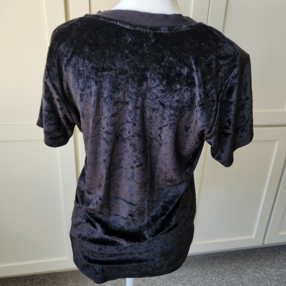 Michael Stars Velvet Velour V- Neck Tee Shirt Short Sleeve Black Extra Small XS - Picture 3 of 11